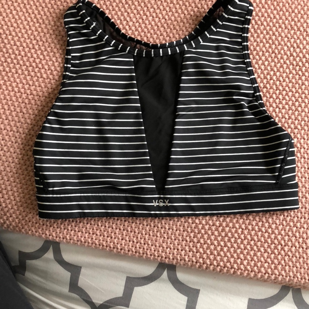 Victoria Secret Sports Bra